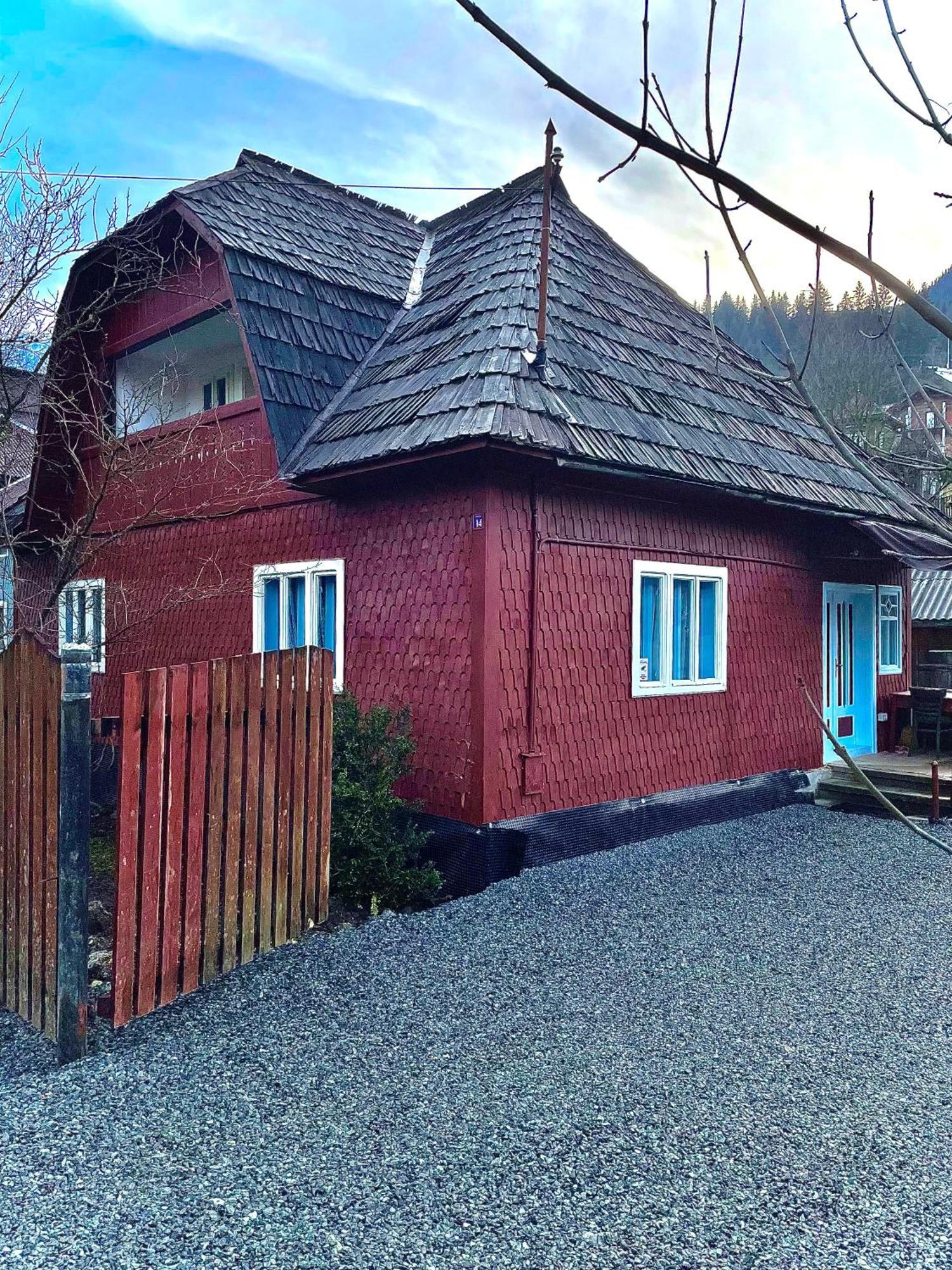 Casa Fantana - La Poalele Muntilor -50 De Metri De Partia Olimpica Villa Statjunea Borsa Bagian luar foto